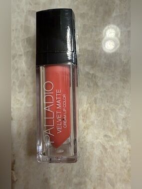 Palladio Velvet Matte Cream Lip Color 
Color-Cashmere